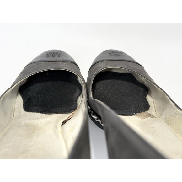 Chanel Black Platform Pumps w/ White Chain Detail Black Suede Cap Toe Heels 36 6 - Picture 8 of 15